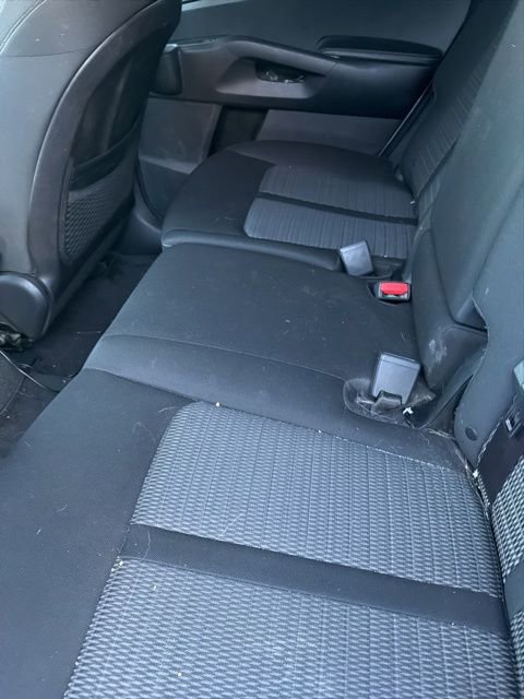 Used 2021 Kia Sorento LX image 10