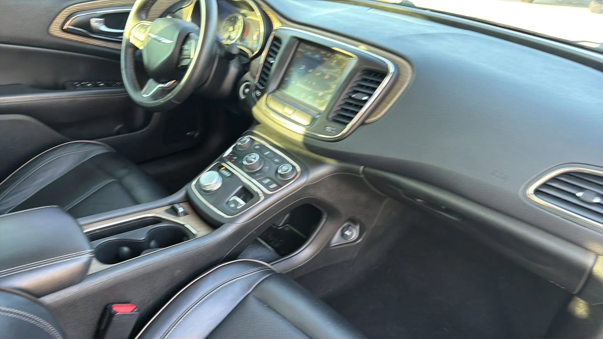 Used 2015 Chrysler 200 C w/ Navigation & Sound Group I image 86