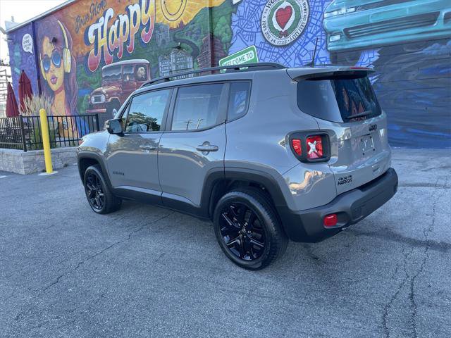 Certified 2022 Jeep Renegade Altitude w/ Convenience Group image 3