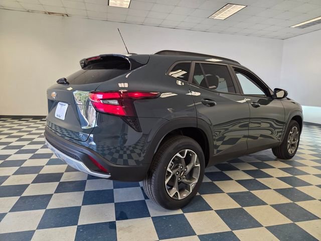 New 2026 Chevrolet Trax LT w/ Driver Confidence Package image 8