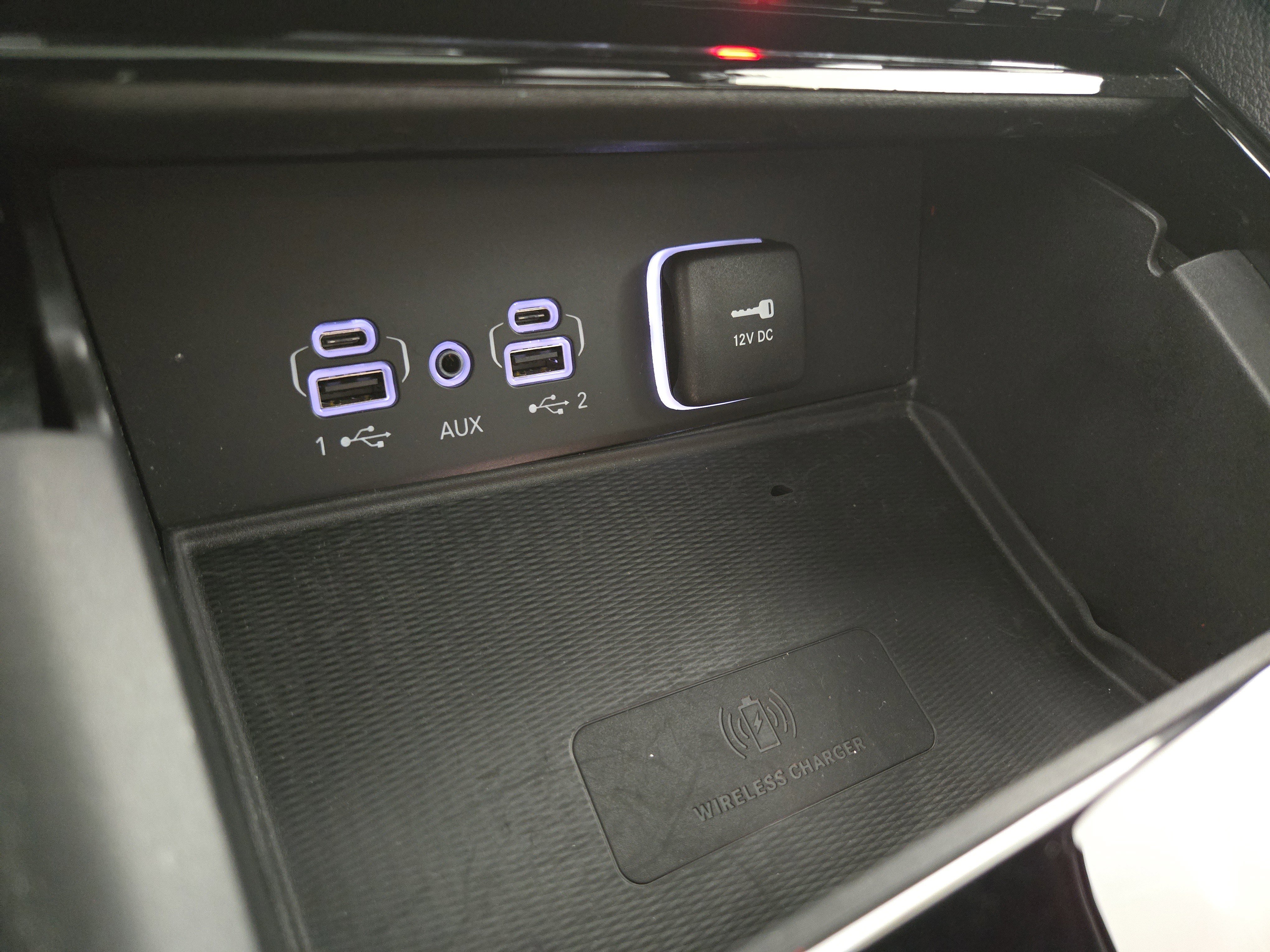 Used 2023 Jeep Grand Cherokee L Laredo image 28