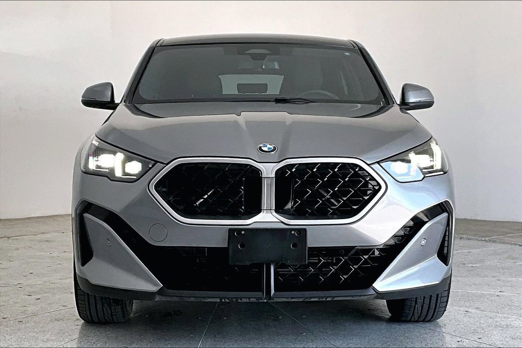 Used 2025 BMW X2 xDrive28i image 5