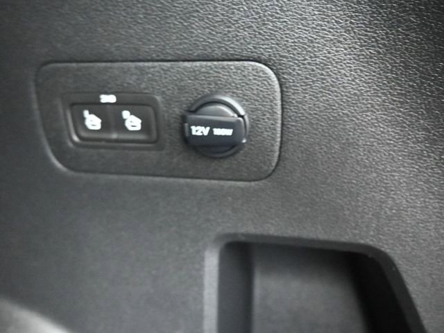 Used 2022 Hyundai Santa Fe SEL w/ Convenience Package image 16