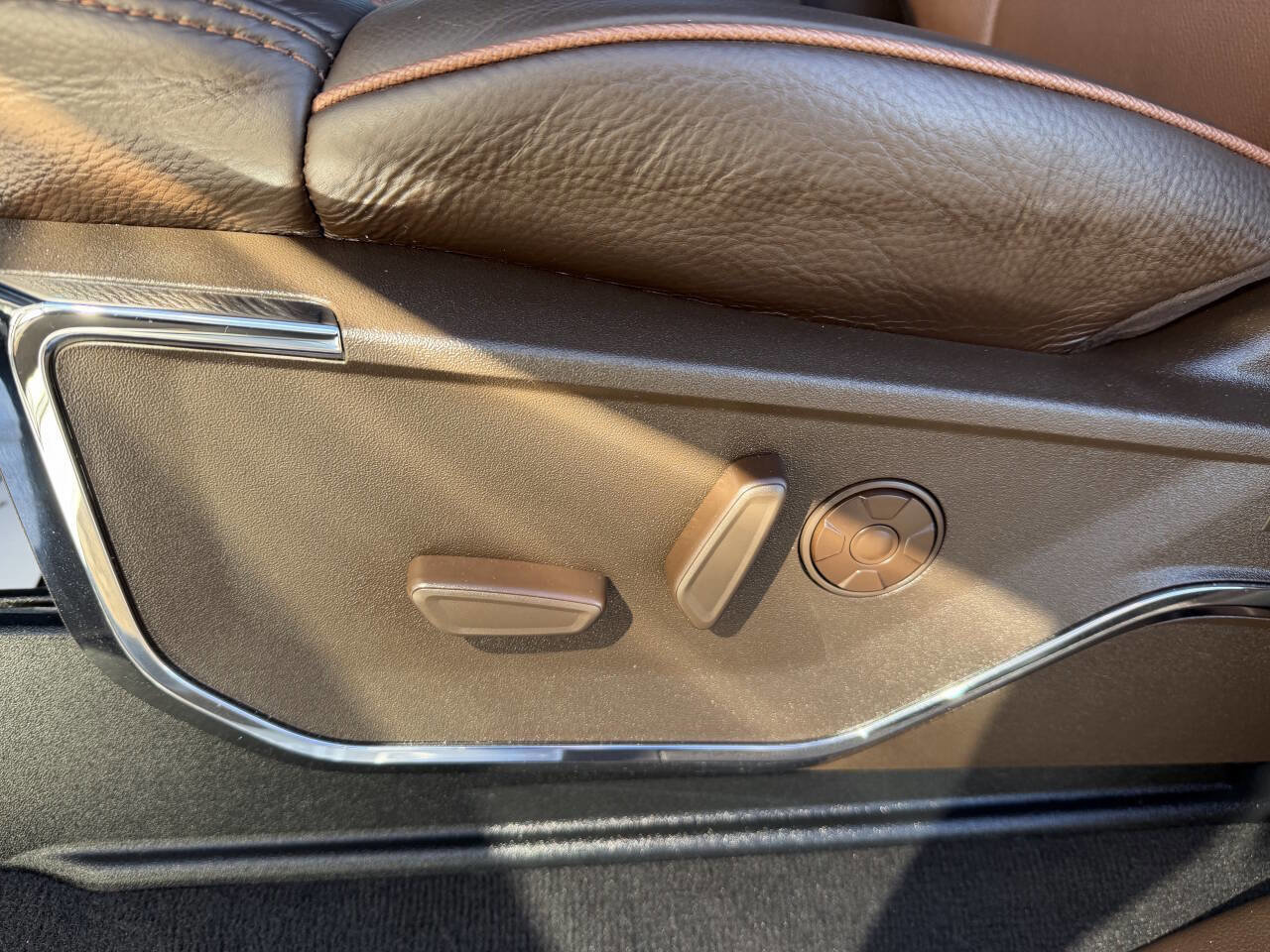 Used 2025 Ford F450 King Ranch image 15