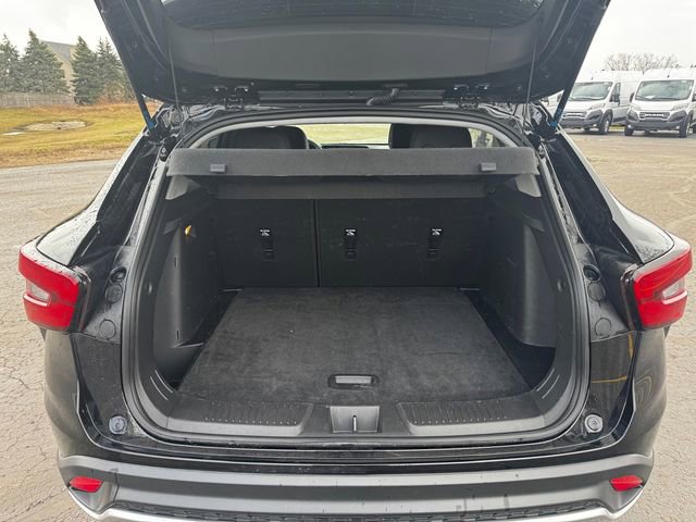 Used 2025 Chevrolet Trax LT image 17