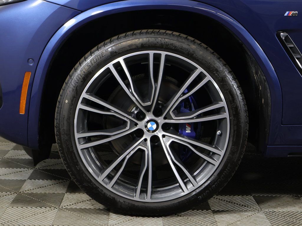Used 2025 BMW X4 M40i w/ Premium Enhanced Package image 27