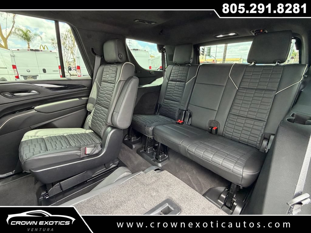 Used 2024 Cadillac Escalade V w/ LPO, ONYX Package AWD/4WD image 40