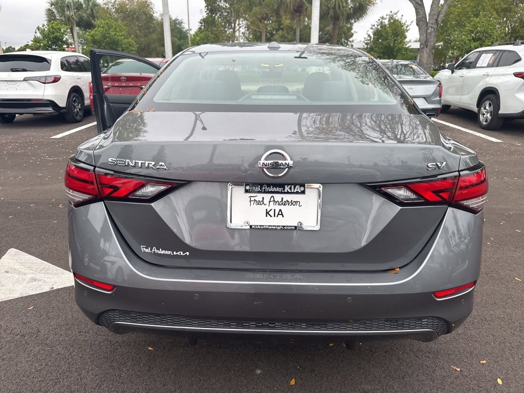 Used 2020 Nissan Sentra SV w/ Lighting Package image 9