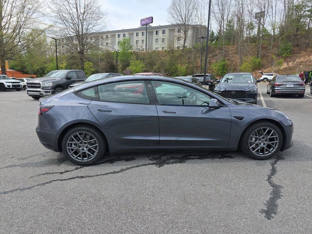 Used 2021 Tesla Model 3 Long Range image 2