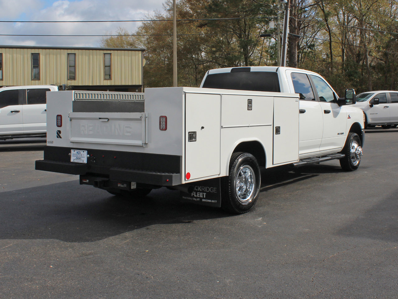 Used 2024 RAM 3500 SLT w/ Quick Order Package 2YG SLT image 14