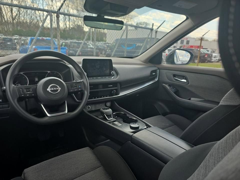 Certified 2023 Nissan Rogue SV image 8