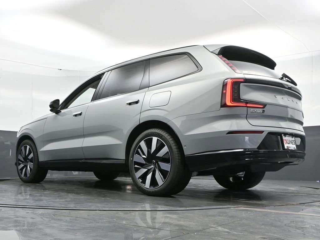 New 2025 Volvo EX90 Ultra image 48