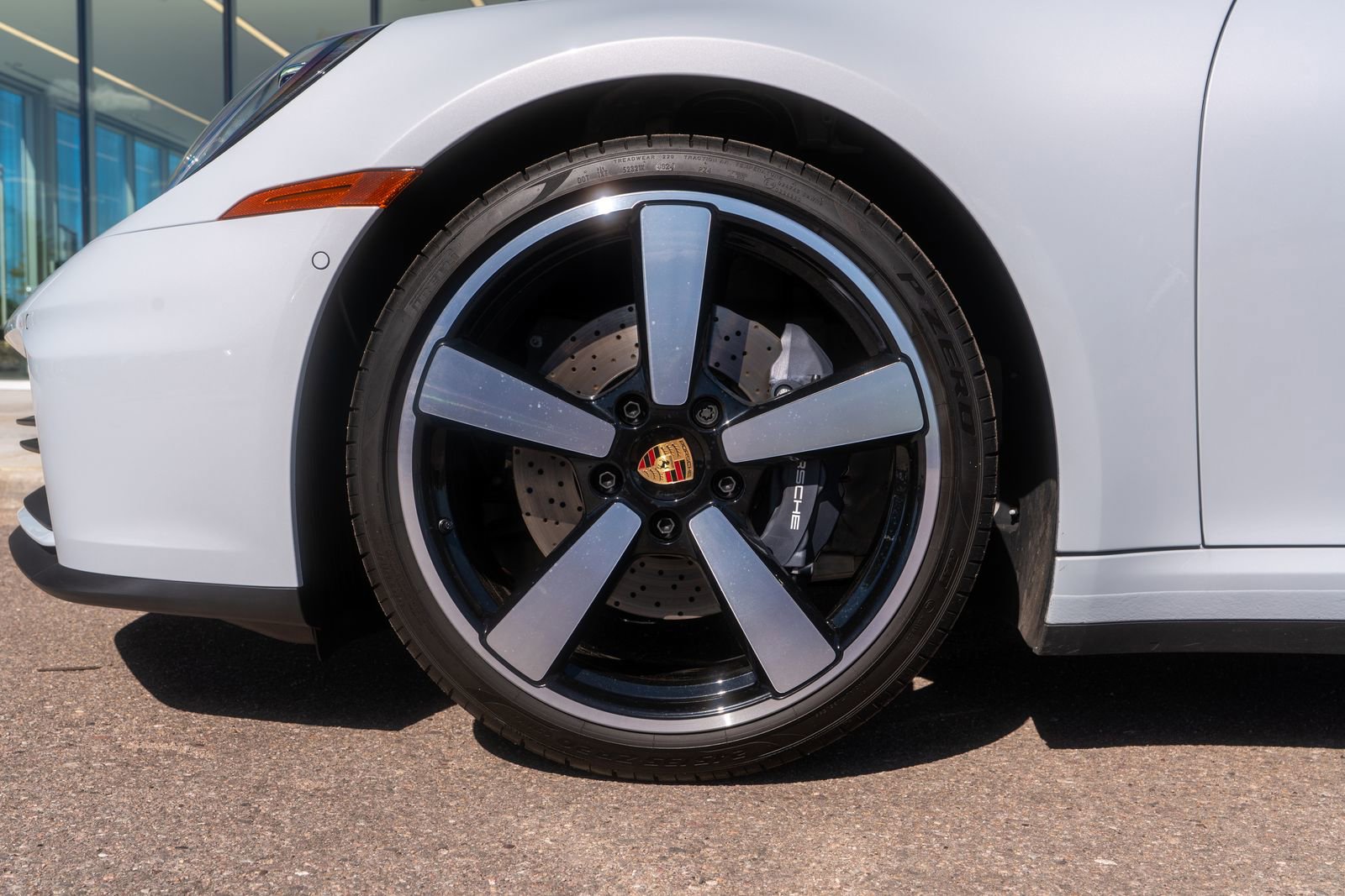 Used 2025 Porsche 911 Carrera image 10