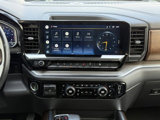 Used 2022 Chevrolet Silverado 1500 High Country w/ Technology Package image 25