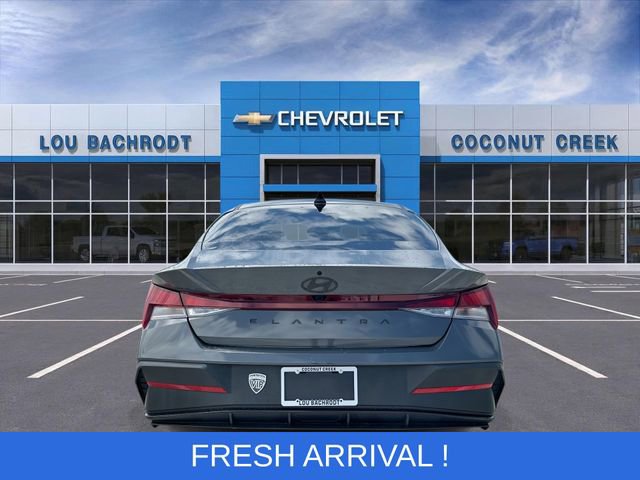 Used 2024 Hyundai Elantra SEL image 7