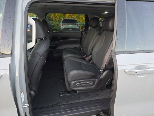 New 2026 Kia Carnival SX Prestige image 17