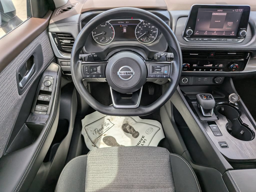 Used 2021 Nissan Rogue SV FWD image 16