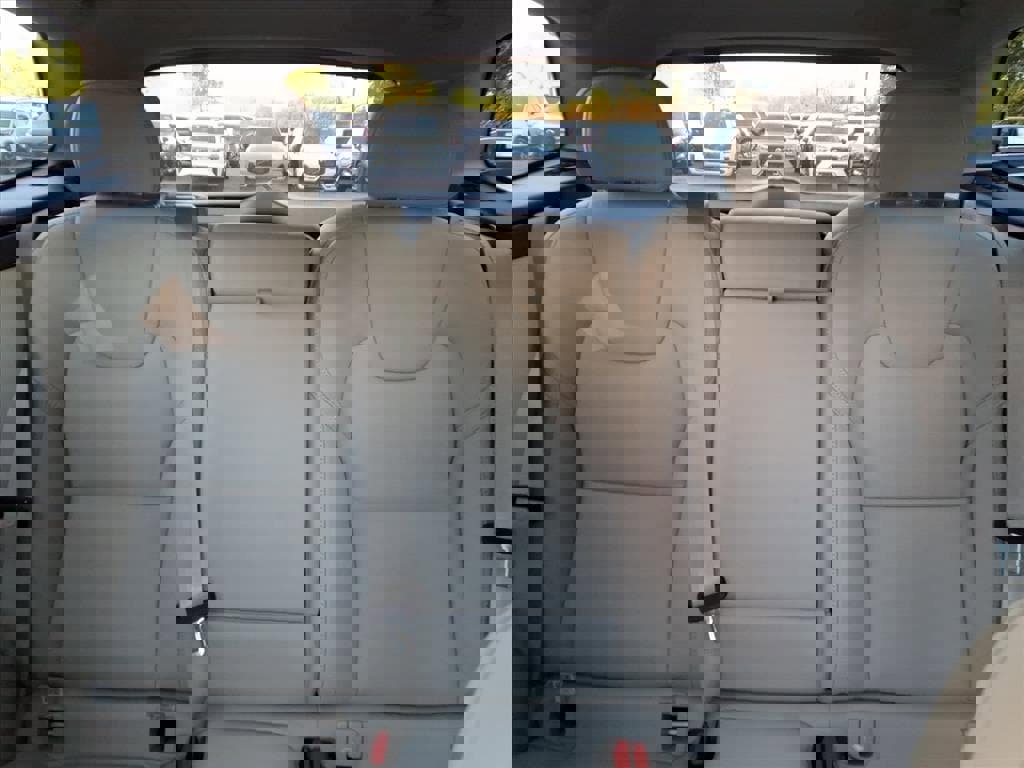 New 2026 Volvo XC60 B5 Ultra w/ Protection Package Premier image 19