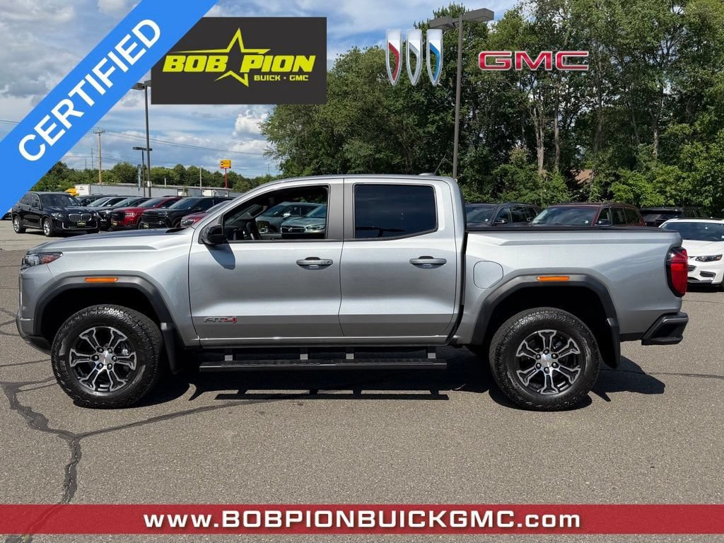 Certified 2023 GMC Canyon AT4 w/ AT4 Premium Package AWD/4WD image 3