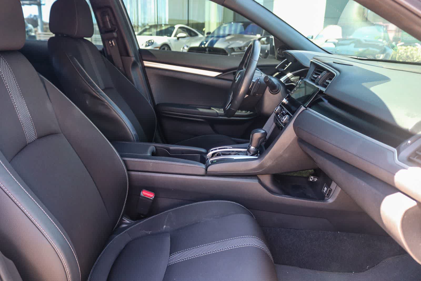 Used 2019 Honda Civic Sport image 16