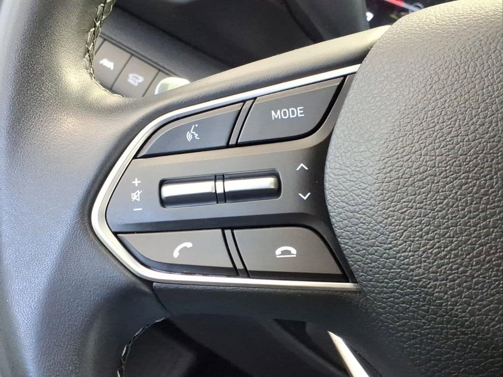 Used 2023 Hyundai Santa Fe SEL image 16