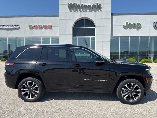 Used 2022 Jeep Grand Cherokee Overland w/ Luxury Tech Group IV image 9