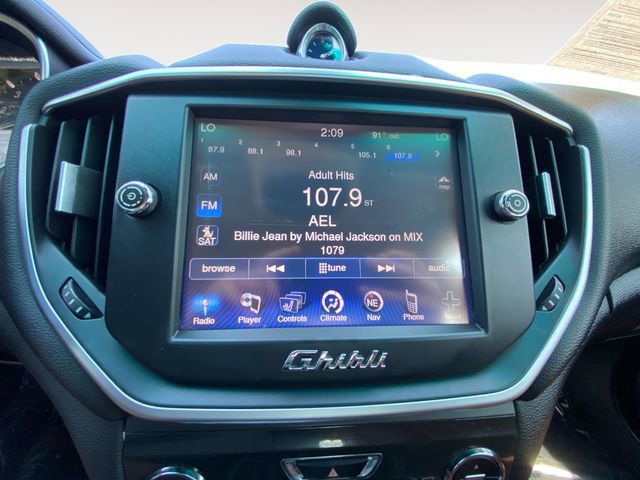 Used 2015 Maserati Ghibli image 22