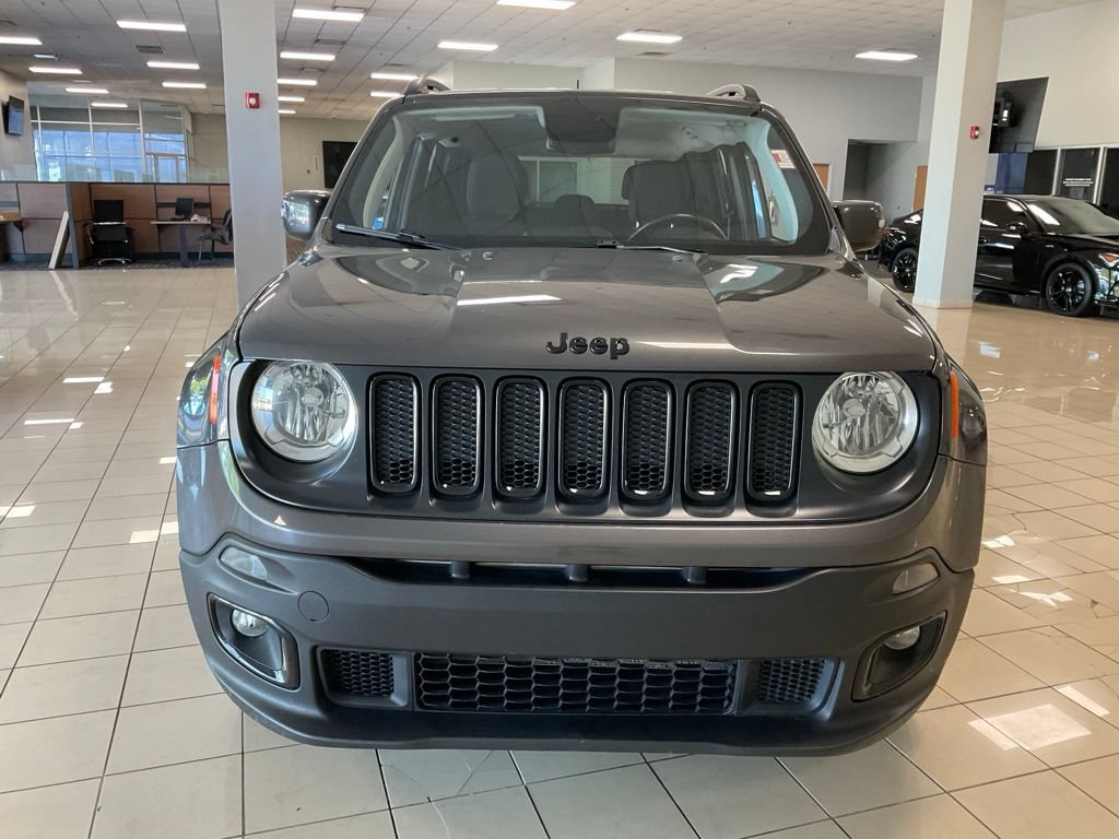 Used 2018 Jeep Renegade Altitude AWD/4WD image 2