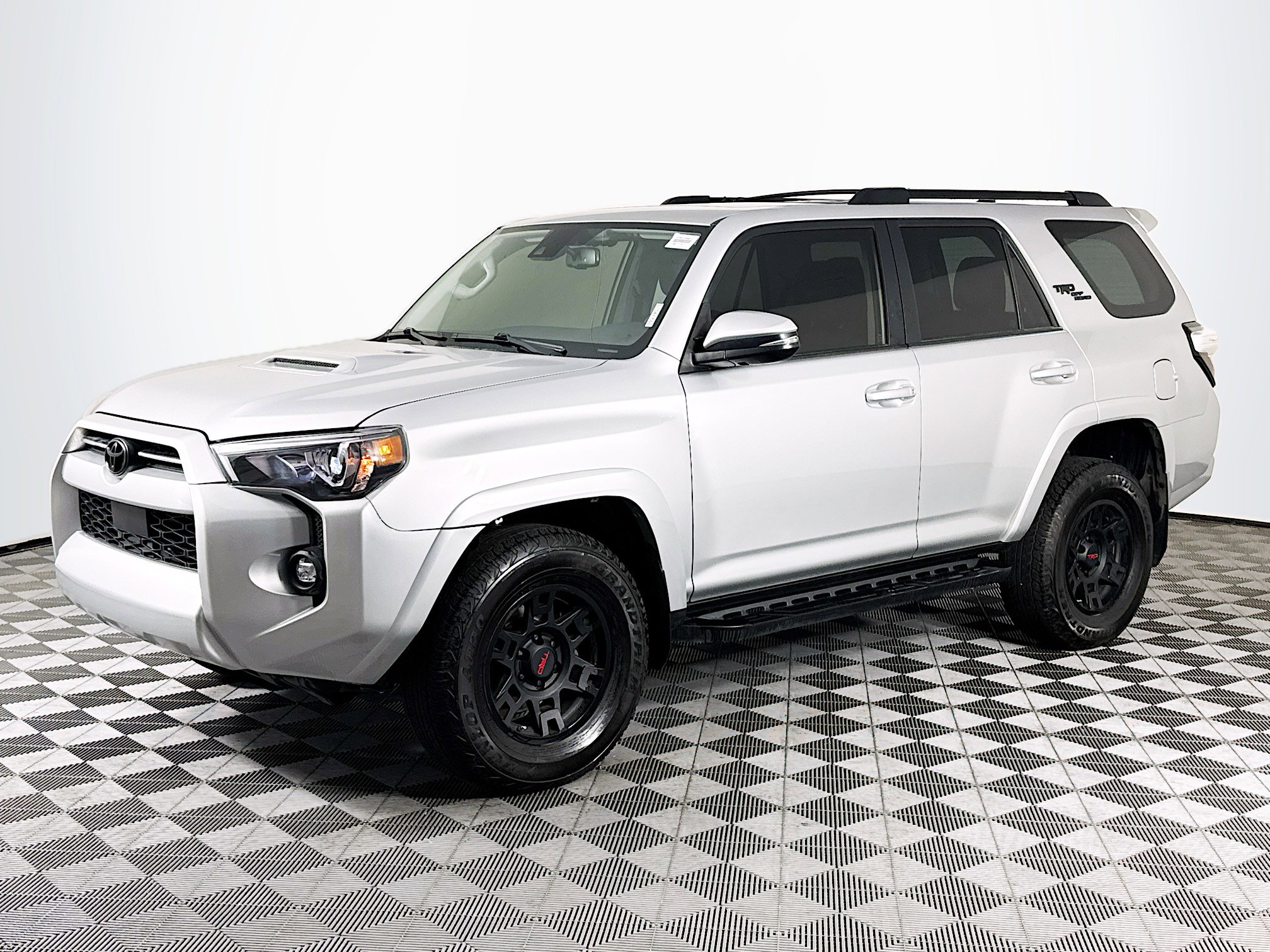 Used 2021 Toyota 4Runner TRD Off-Road Premium w/ Moonroof Package image 4