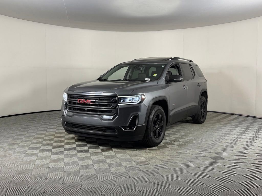Used 2022 GMC Acadia AT4 w/ Technology Package AWD/4WD image 4