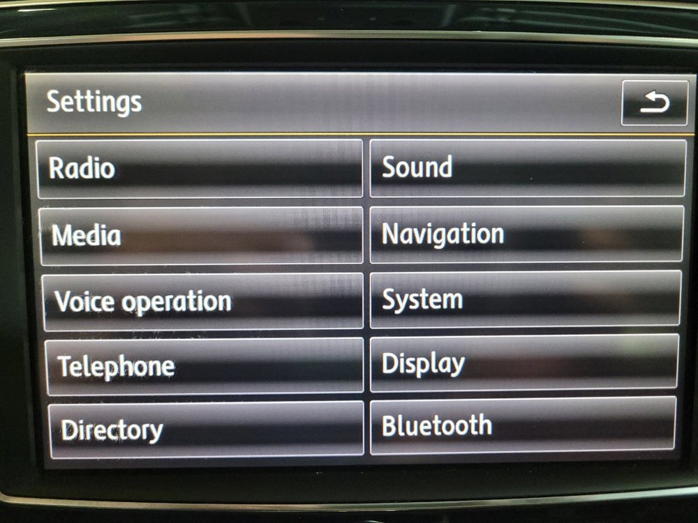 Used 2015 Volkswagen Touareg Lux AWD/4WD image 25