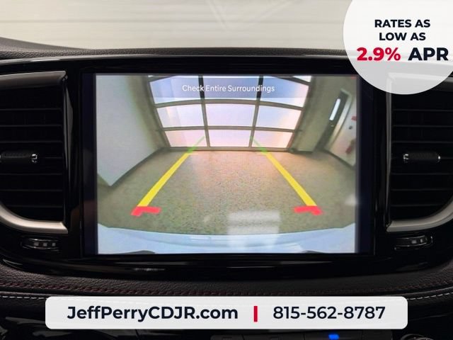 New 2027 Chrysler Pacifica Select FWD image 17
