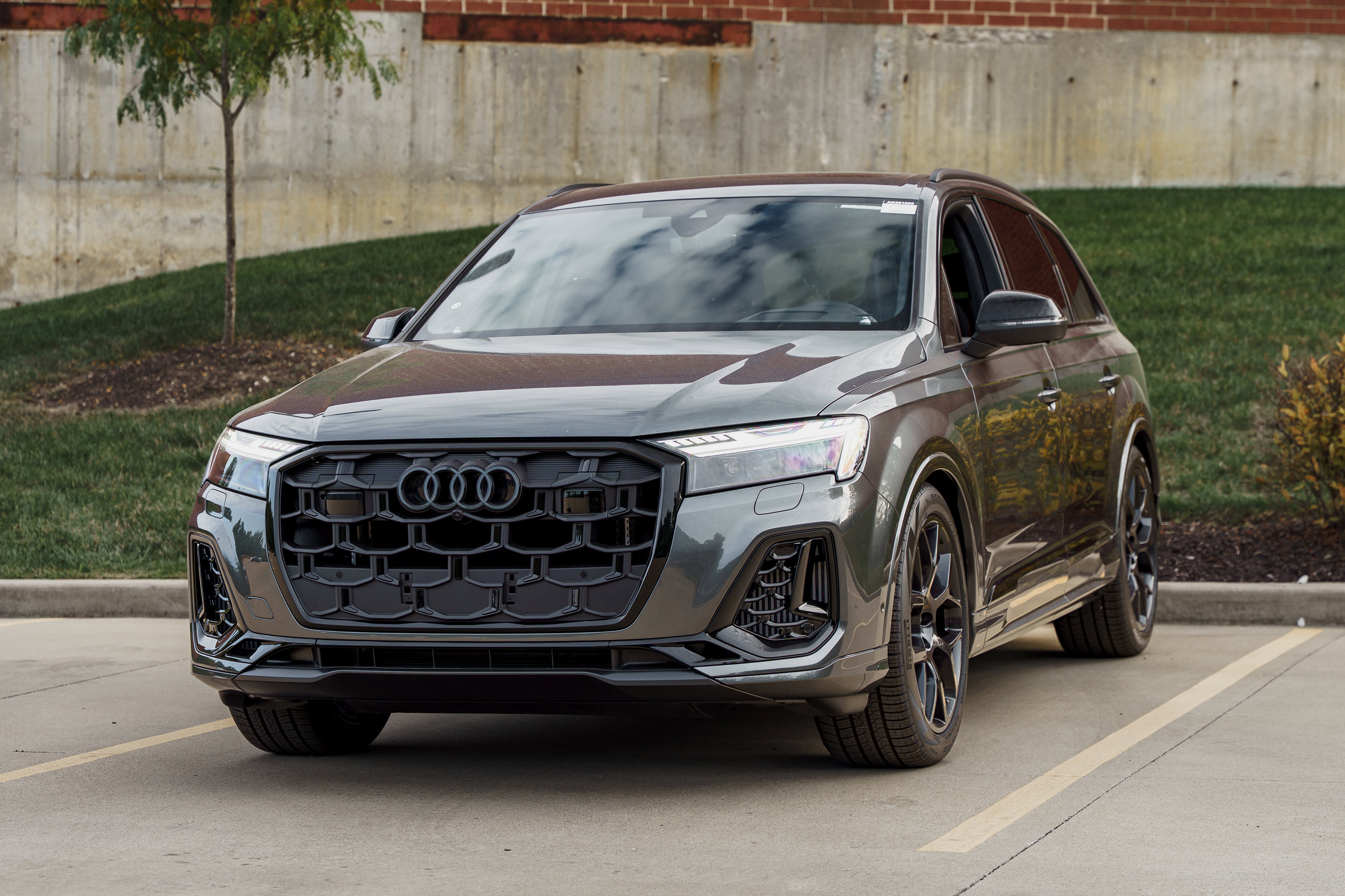 New 2026 Audi SQ7 Prestige image 7