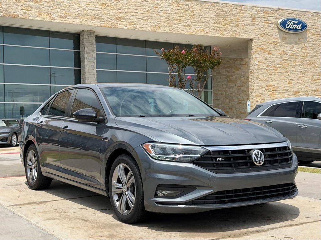 Used 2021 Volkswagen Jetta R-Line w/ R-Line Cold Weather Package FWD image 19