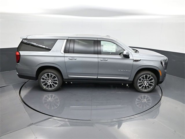 New 2026 GMC Yukon XL Denali image 17