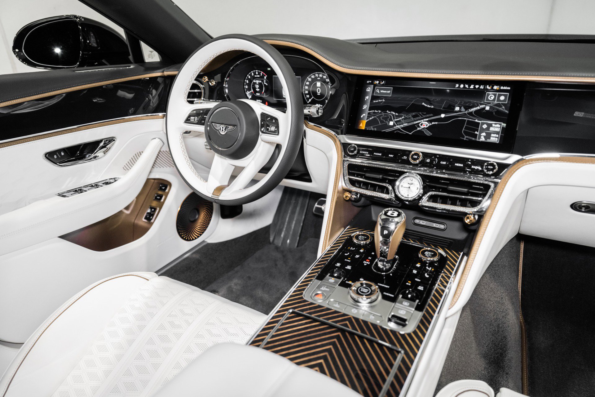 New 2026 Bentley Flying Spur Plug-In Hybrid image 36