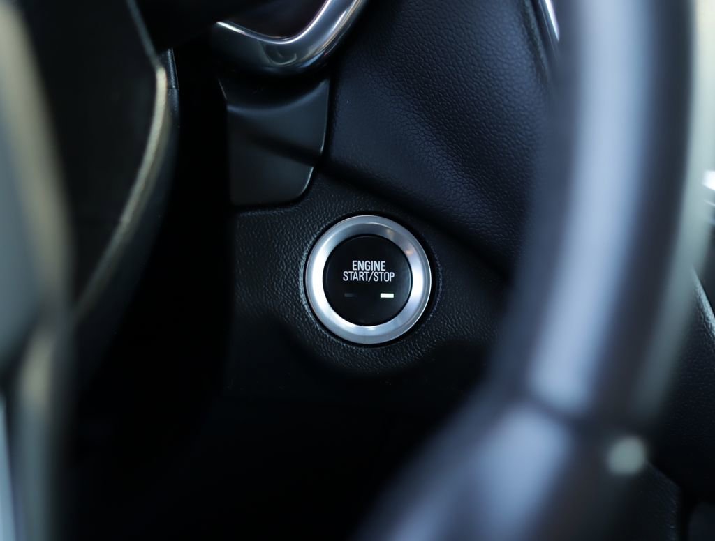 Used 2020 Chevrolet Equinox LT image 16