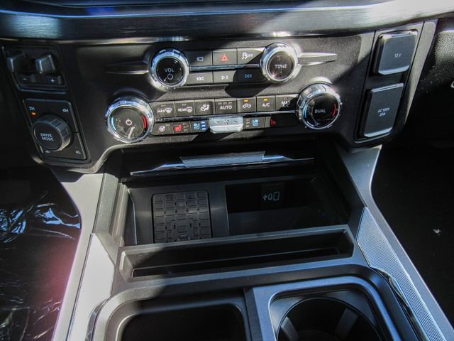 New 2025 Ford F250 Lariat w/ Lariat Ultimate Package image 12