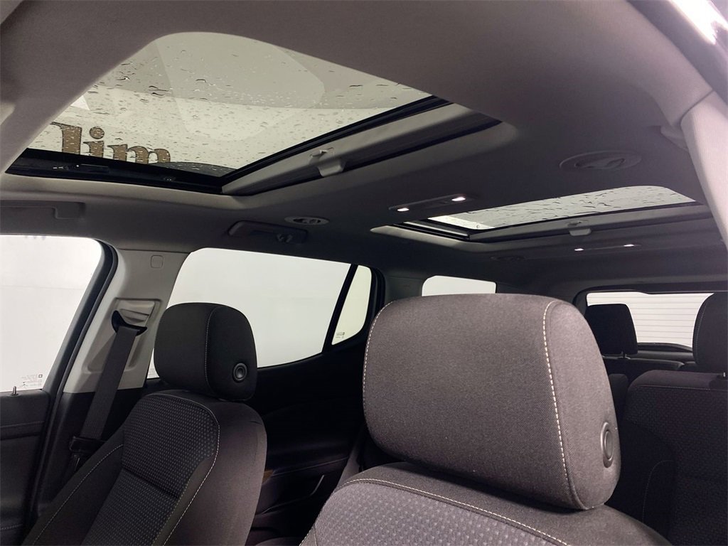 Used 2023 GMC Acadia SLE w/ Driver Convenience Package image 21