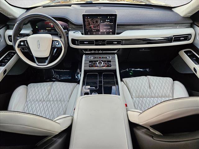 Used 2021 Lincoln Aviator Black Label Grand Touring w/ Class IV Trailer Tow Package image 18