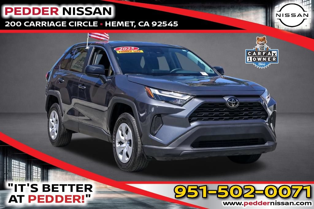 Used 2025 Toyota RAV4 LE AWD/4WD image 1
