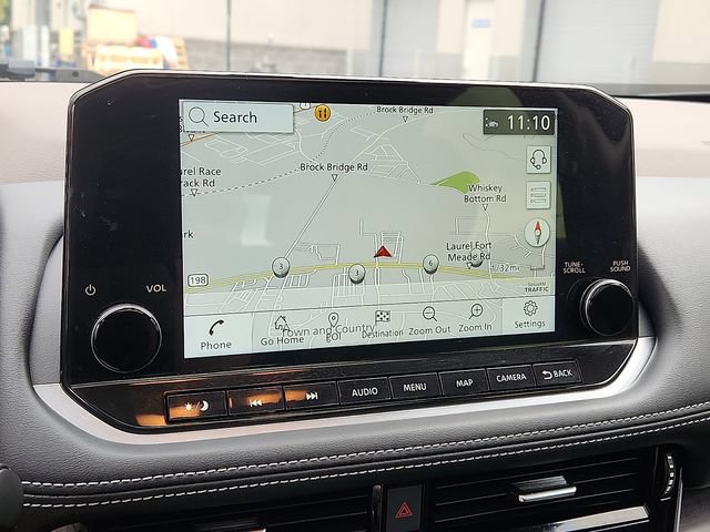 Used 2023 Nissan Rogue Platinum AWD/4WD image 17