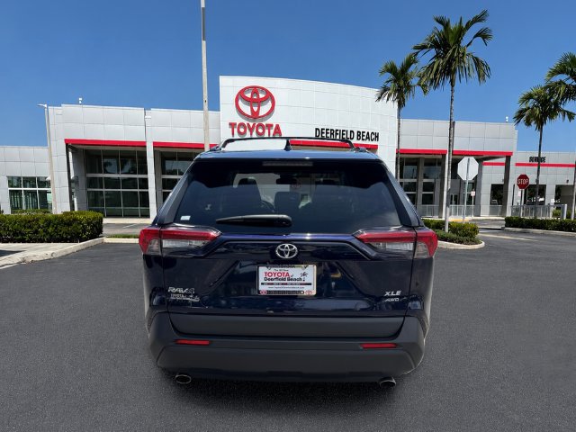 Used 2021 Toyota RAV4 XLE Premium AWD/4WD image 6
