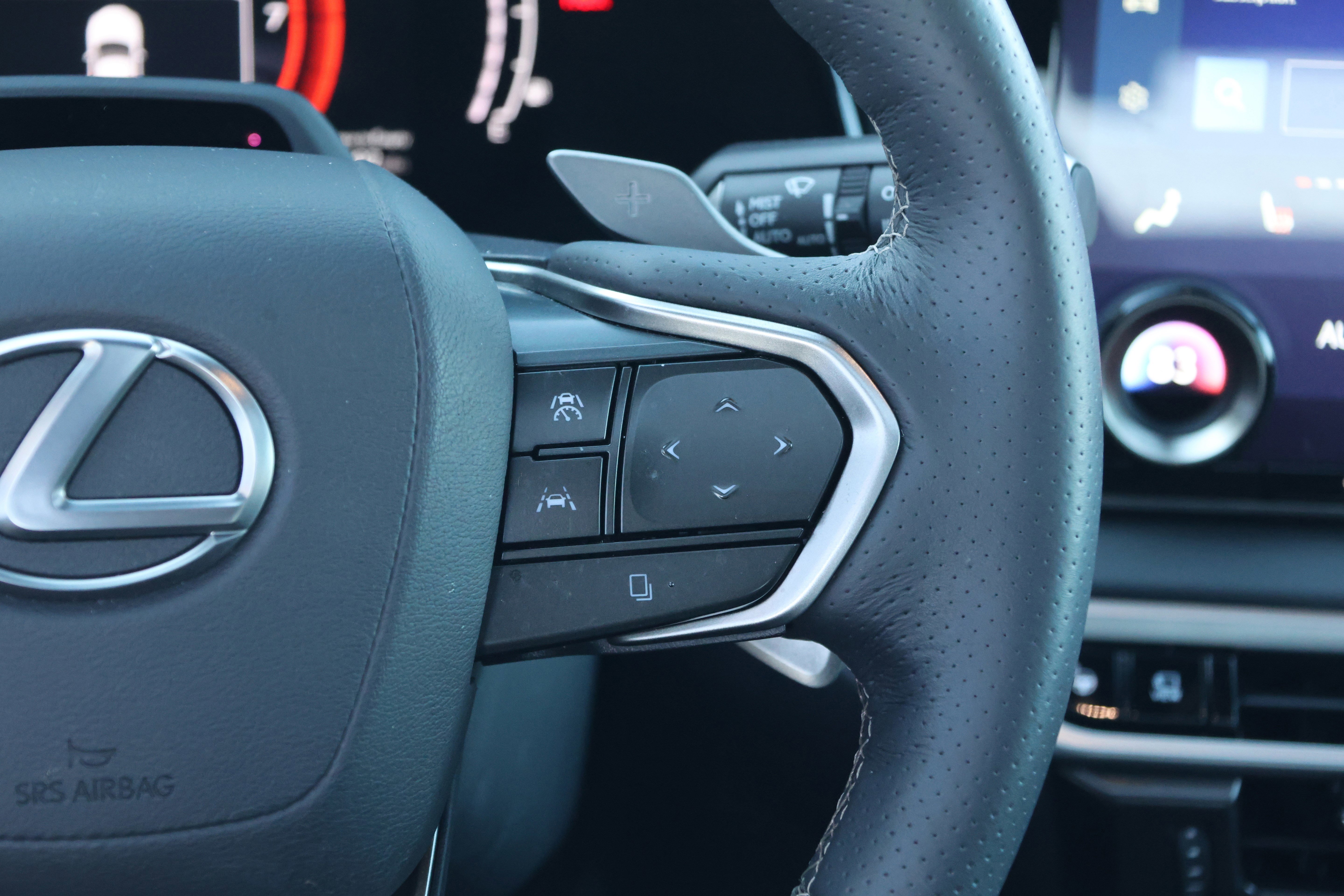 Used 2023 Lexus RX 350 F Sport w/ Cold Area Package image 21