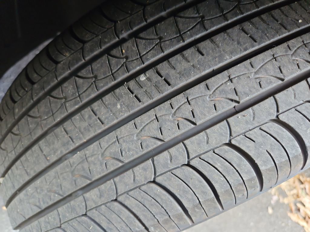 Used 2025 Hyundai Venue SEL image 33