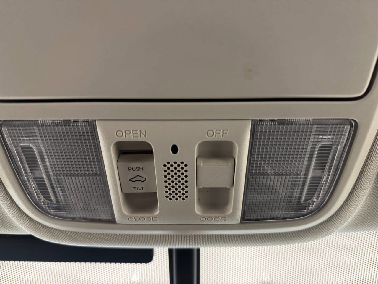 Used 2016 Honda CR-V EX-L image 39