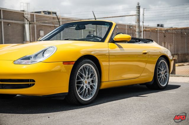 Used 2000 Porsche 911 Carrera 4 image 42