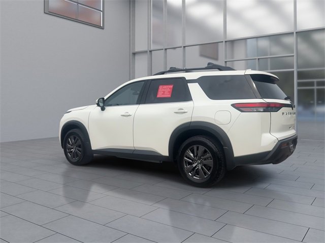 Certified 2022 Nissan Pathfinder SV image 6