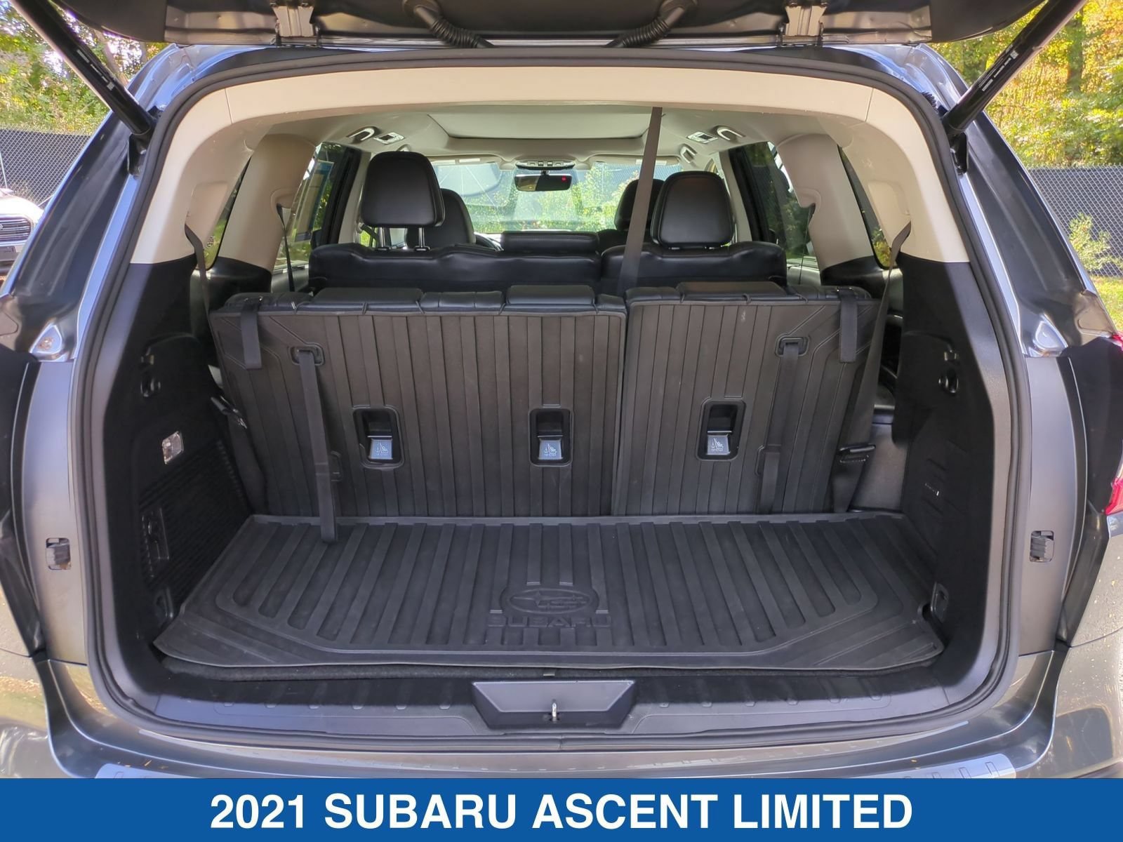Used 2021 Subaru Ascent Limited w/ Technology Package AWD/4WD image 35
