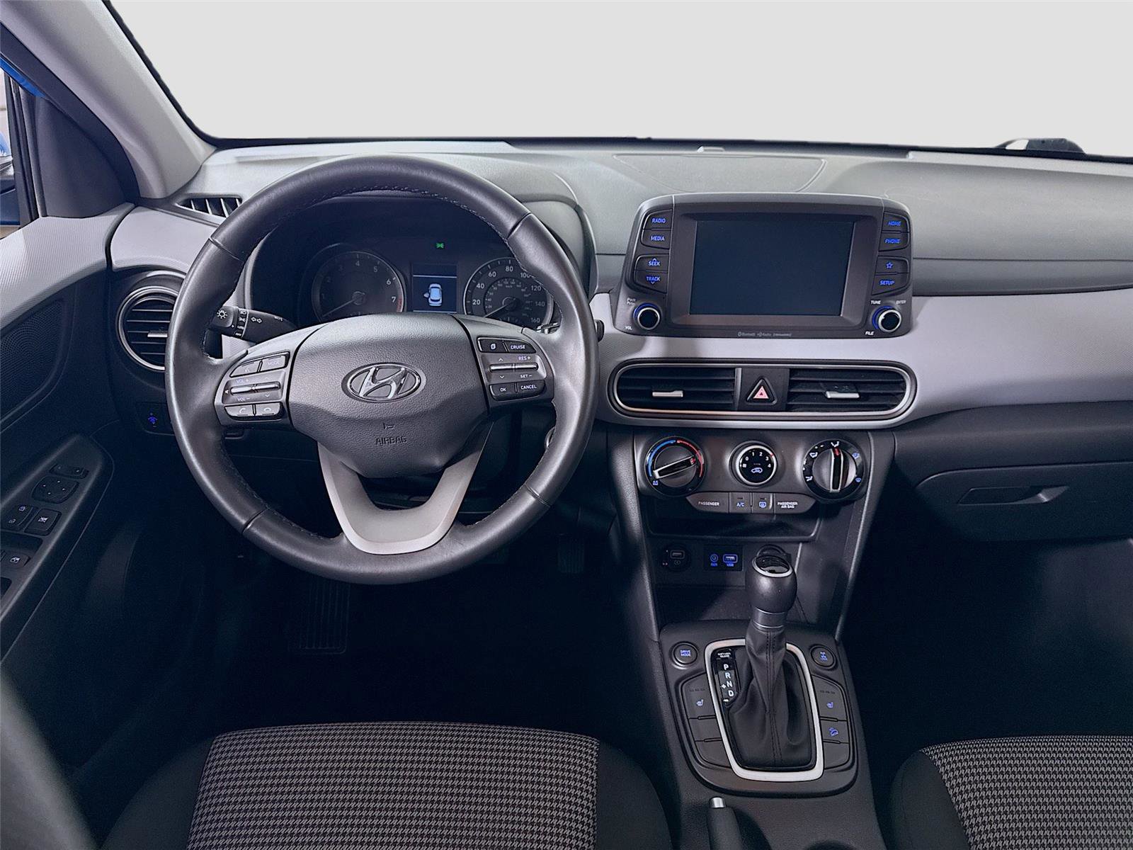 Used 2020 Hyundai Kona SEL image 2